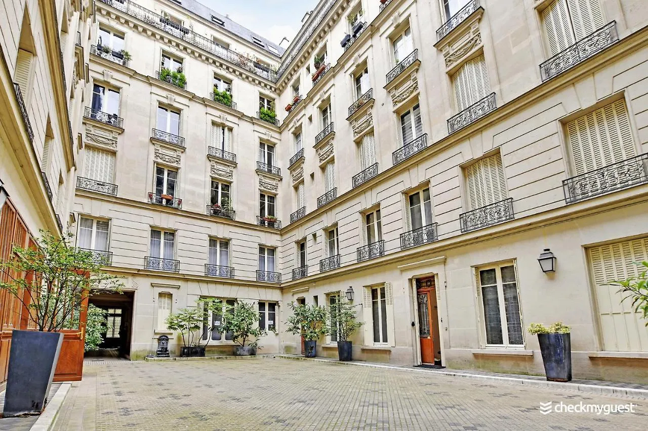 Cmg Republique / Temple Apartment Paris 0*,  France